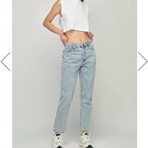 Hidden - Tracey Light Wash Classic Clean Straight size 30